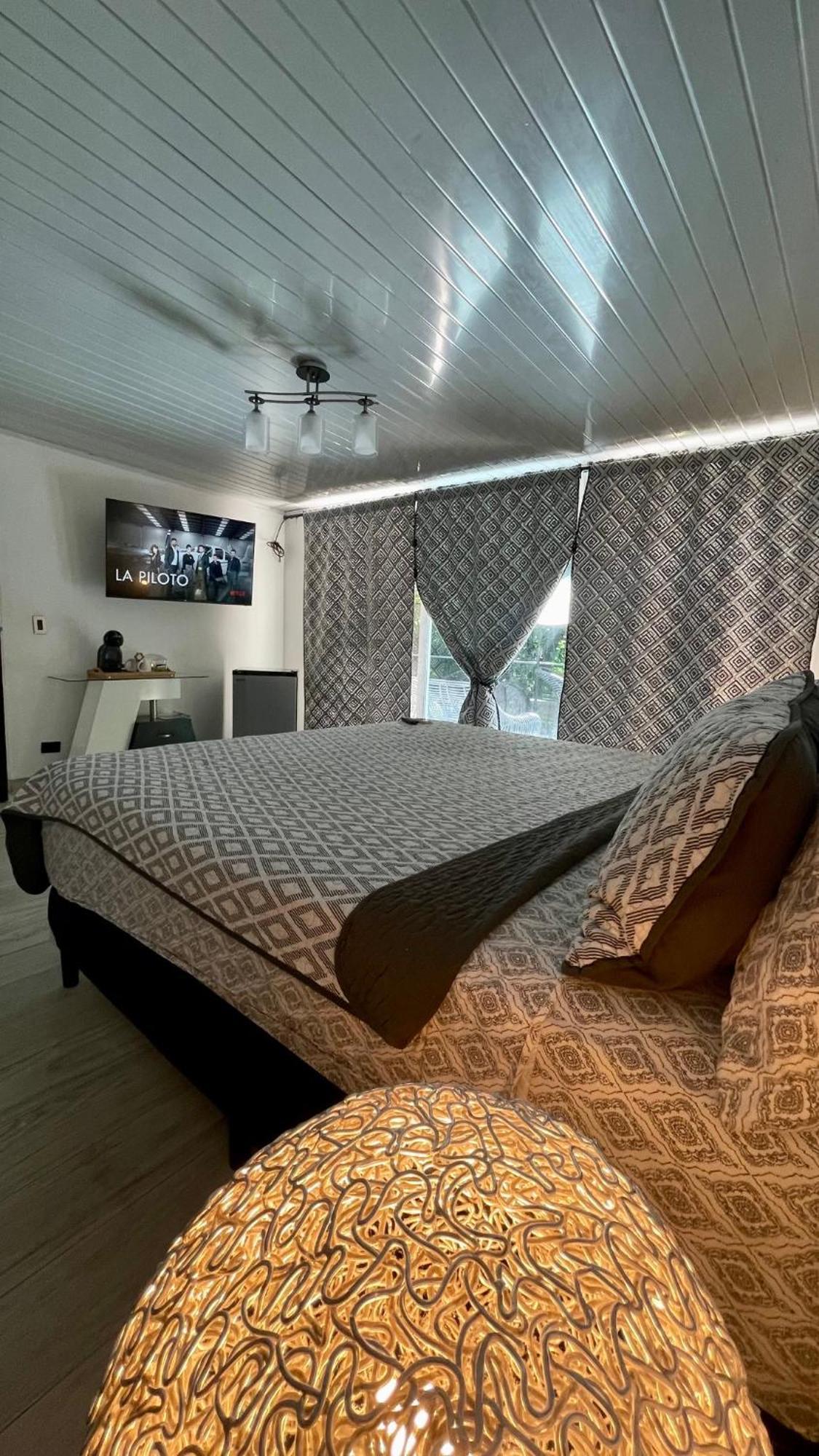 La Romantica Bed and Breakfast Contadora Island Εξωτερικό φωτογραφία